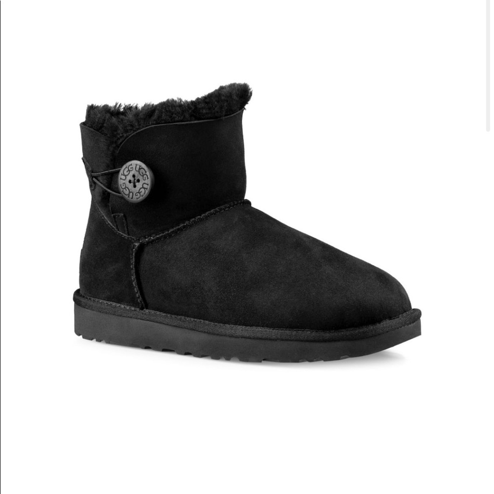 BRAND NEW UGG MINI BAILEY BUTTON BOOT IN BLACK